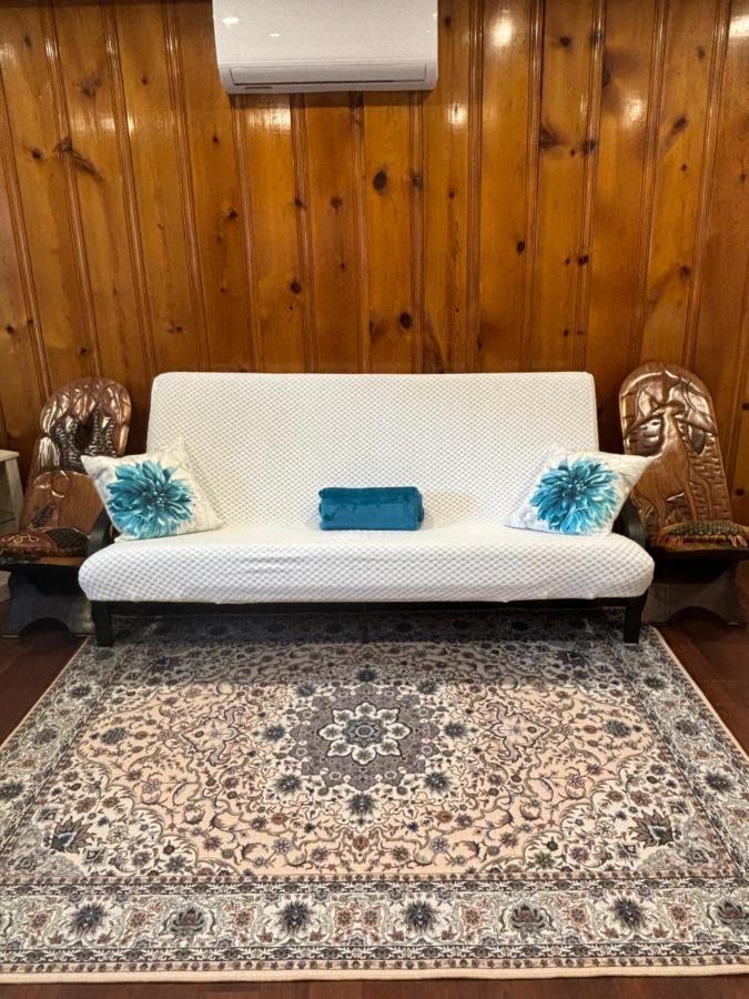 Cozy Spacious Work Friendly Lotus With Garden View High Speed Free Wi Fi And Parking Adjacent To Downtown Montréal Exterior foto